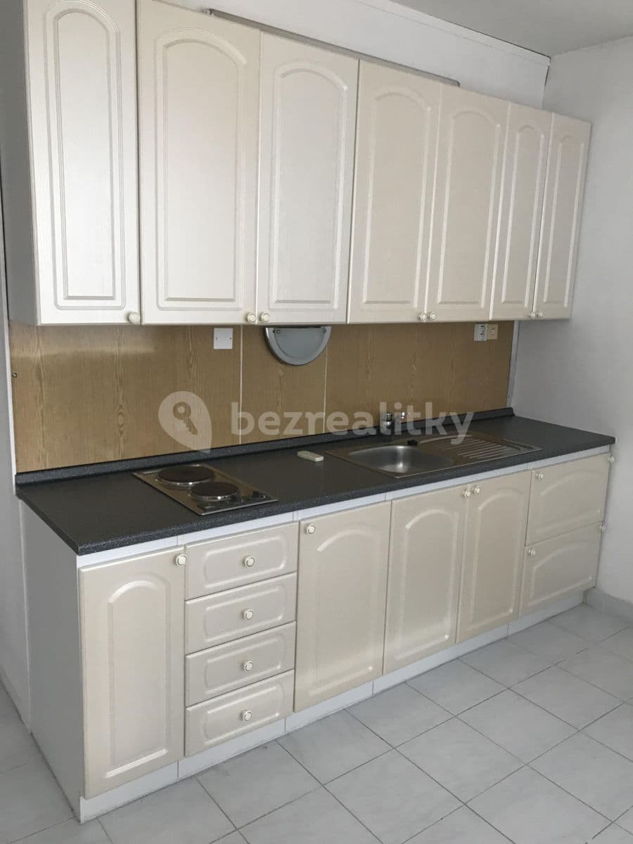 Prenájom bytu 3-izbový 63 m², Družstevní, Hlinsko, Pardubický kraj Prenájom bytu 3-izbový 63 m², Družstevní, Hlinsko, Pardubický kraj