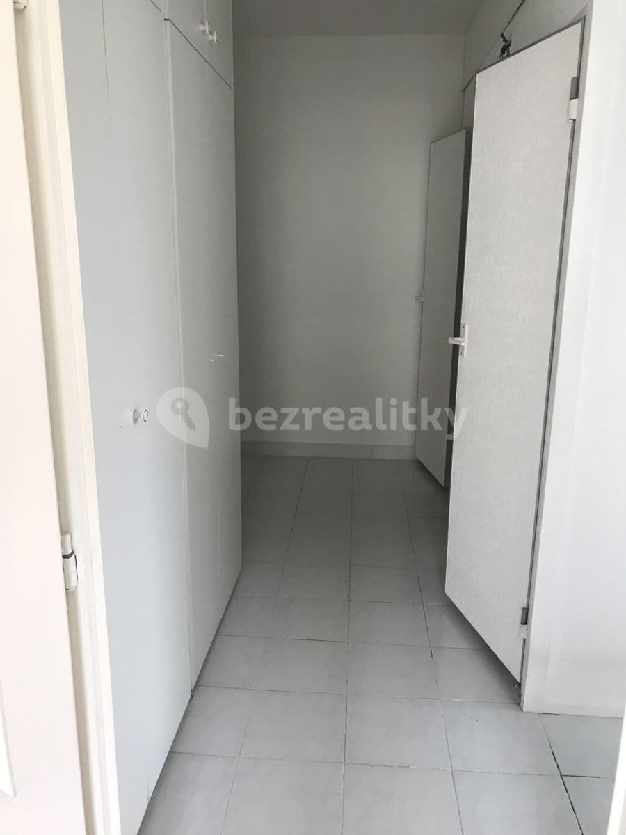 Prenájom bytu 3-izbový 63 m², Družstevní, Hlinsko, Pardubický kraj Prenájom bytu 3-izbový 63 m², Družstevní, Hlinsko, Pardubický kraj