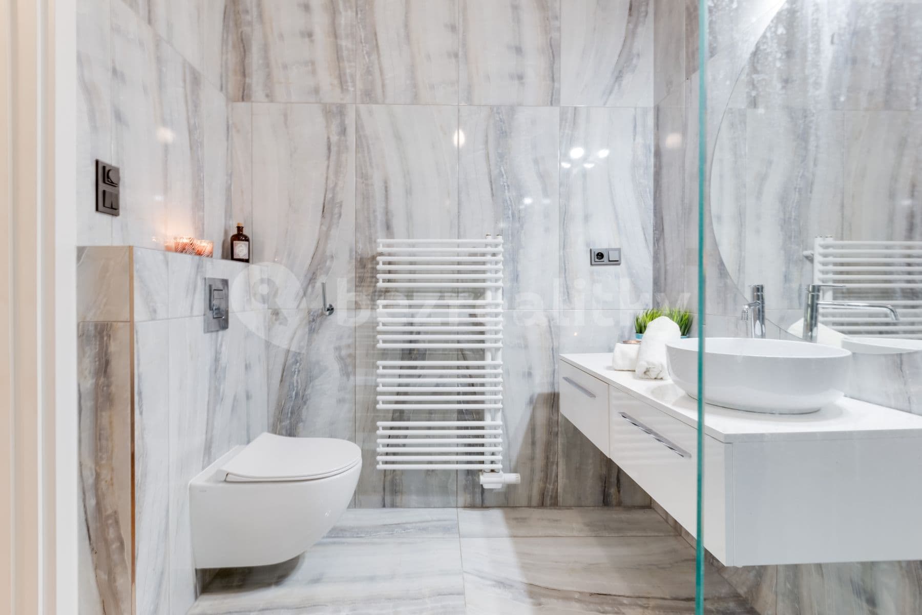 Prenájom bytu 3-izbový 86 m², Peckova, Praha, Praha Prenájom bytu 3-izbový 86 m², Peckova, Praha, Praha