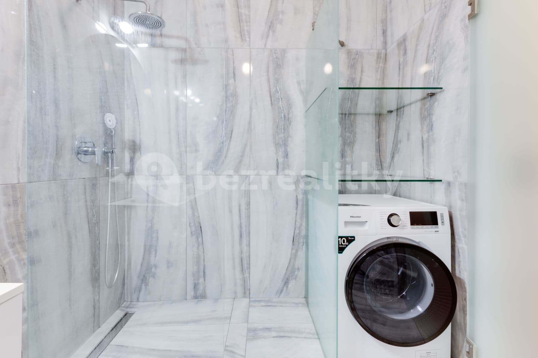 Prenájom bytu 3-izbový 86 m², Peckova, Praha, Praha Prenájom bytu 3-izbový 86 m², Peckova, Praha, Praha