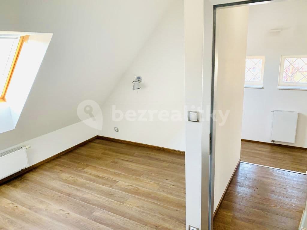 Prenájom bytu 2-izbový 67 m², Tovární, Praha, Praha Prenájom bytu 2-izbový 67 m², Tovární, Praha, Praha