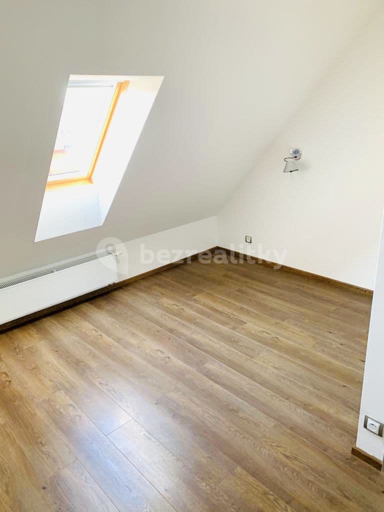 Prenájom bytu 2-izbový 67 m², Tovární, Praha, Praha Prenájom bytu 2-izbový 67 m², Tovární, Praha, Praha