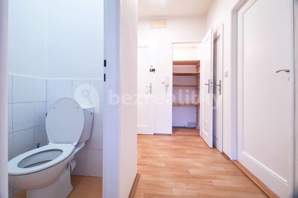 Prenájom bytu 2-izbový 46 m², Jungmannova, Liberec, Liberecký kraj Prenájom bytu 2-izbový 46 m², Jungmannova, Liberec, Liberecký kraj
