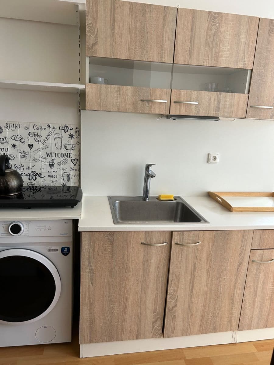 Prenájom bytu 2-izbový 36 m², Poznaňská, Sázava, Středočeský kraj Prenájom bytu 2-izbový 36 m², Poznaňská, Sázava, Středočeský kraj