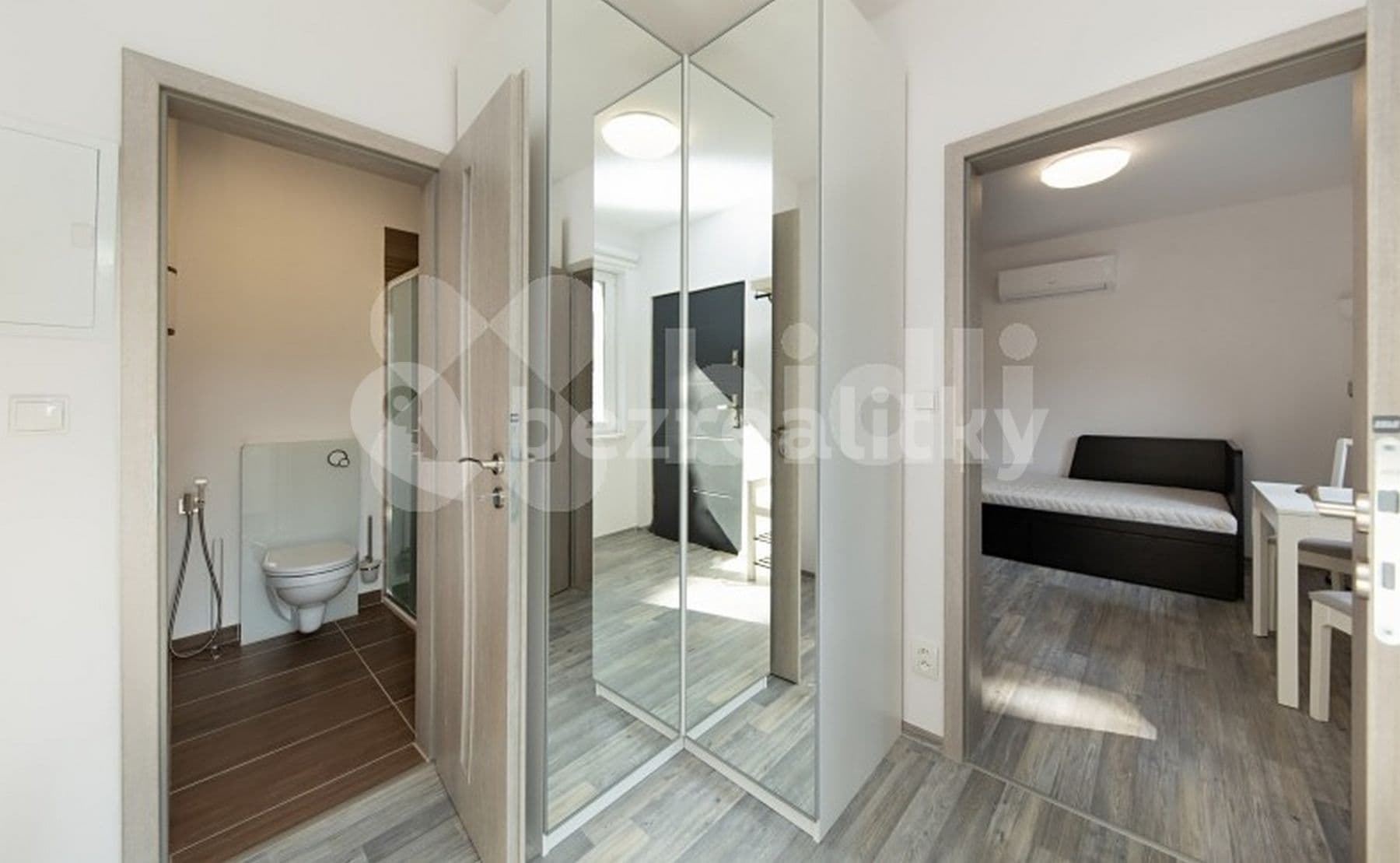 Prenájom bytu 1-izbový 32 m², Černohorská, Brno, Jihomoravský kraj Prenájom bytu 1-izbový 32 m², Černohorská, Brno, Jihomoravský kraj