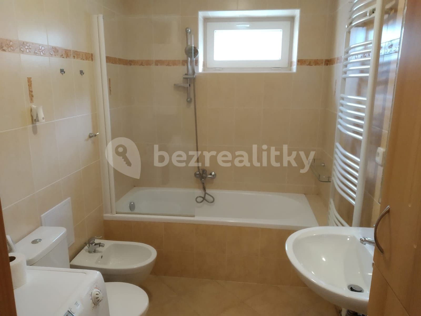 Prenájom bytu 2-izbový 56 m², Chelčického, Blansko, Jihomoravský kraj Prenájom bytu 2-izbový 56 m², Chelčického, Blansko, Jihomoravský kraj