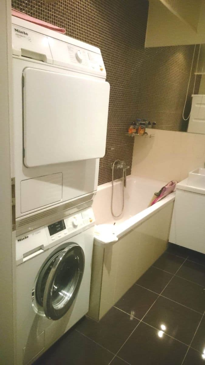 Prenájom bytu 3-izbový 65 m², Silurská, Praha, Praha Prenájom bytu 3-izbový 65 m², Silurská, Praha, Praha