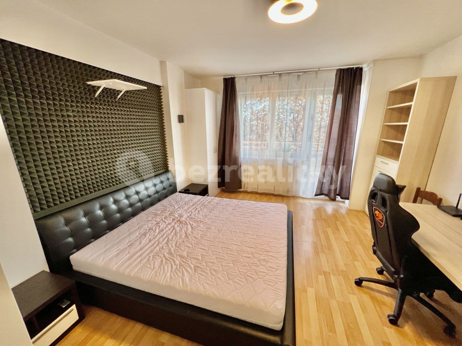 Prenájom bytu 2-izbový 56 m², Slévačská, Praha, Praha Prenájom bytu 2-izbový 56 m², Slévačská, Praha, Praha