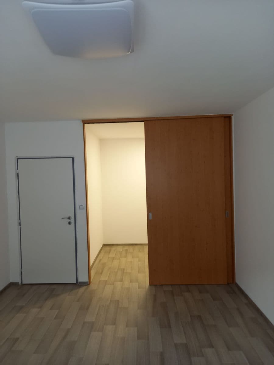 Predaj bytu 2-izbový 57 m², Souběžná, Brno, Jihomoravský kraj Predaj bytu 2-izbový 57 m², Souběžná, Brno, Jihomoravský kraj