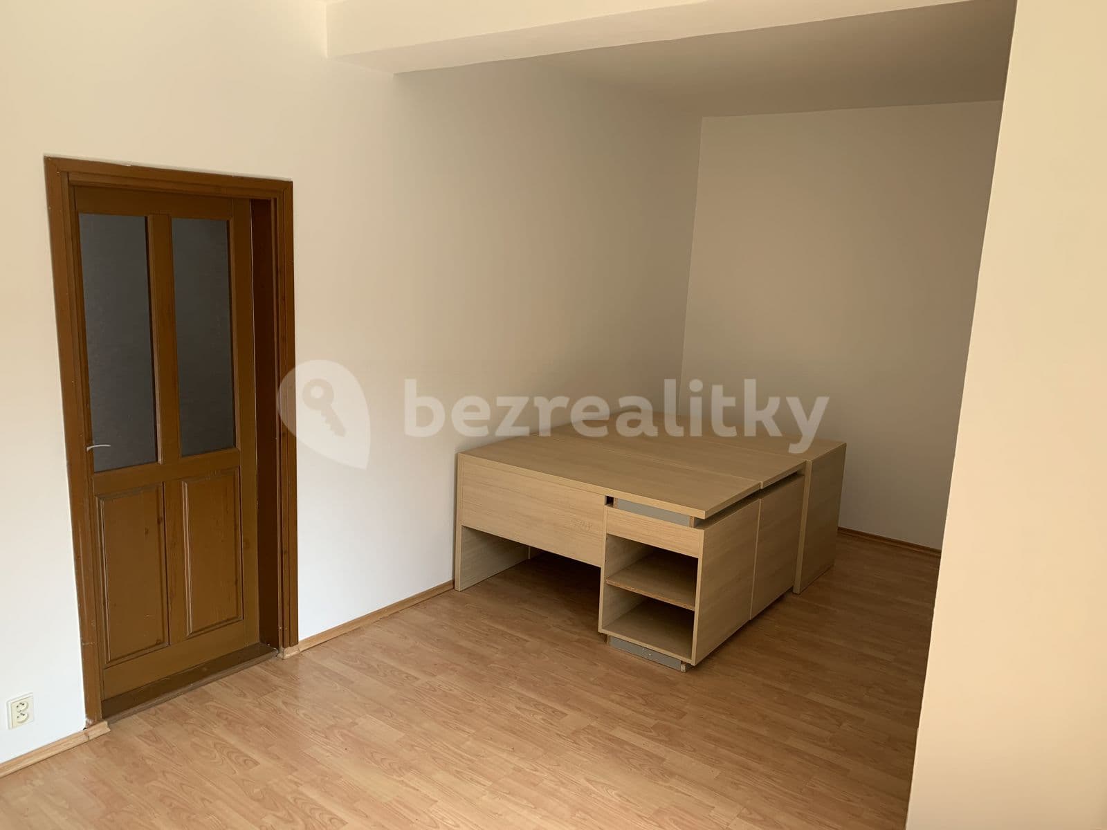 Prenájom bytu 4-izbový 90 m², Ústecká, Praha, Praha