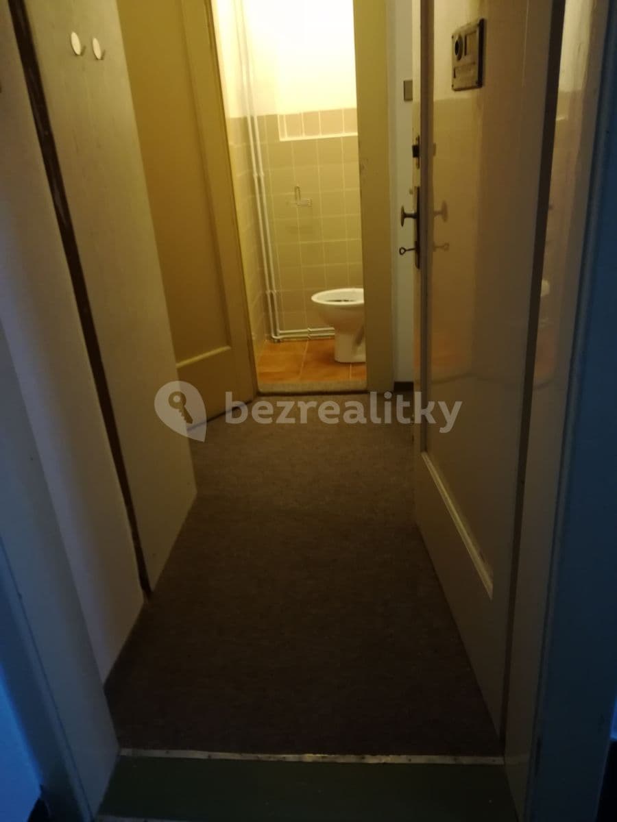 Prenájom bytu 2-izbový 47 m², Hošťálkova, Praha, Praha Prenájom bytu 2-izbový 47 m², Hošťálkova, Praha, Praha
