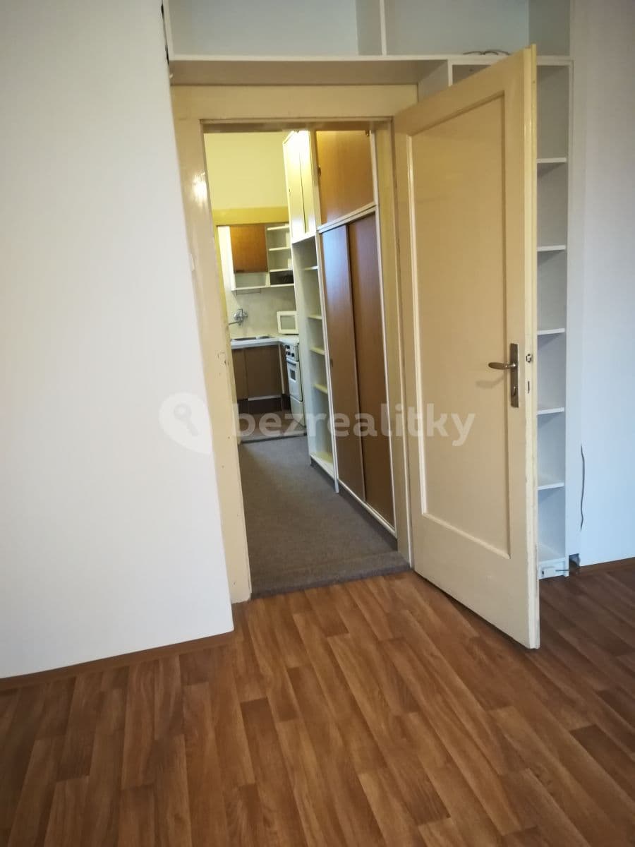 Prenájom bytu 2-izbový 47 m², Hošťálkova, Praha, Praha Prenájom bytu 2-izbový 47 m², Hošťálkova, Praha, Praha