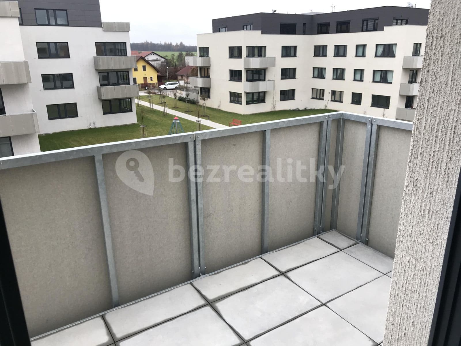 Prenájom bytu 2-izbový 46 m², Horoměřice, Středočeský kraj Prenájom bytu 2-izbový 46 m², Horoměřice, Středočeský kraj