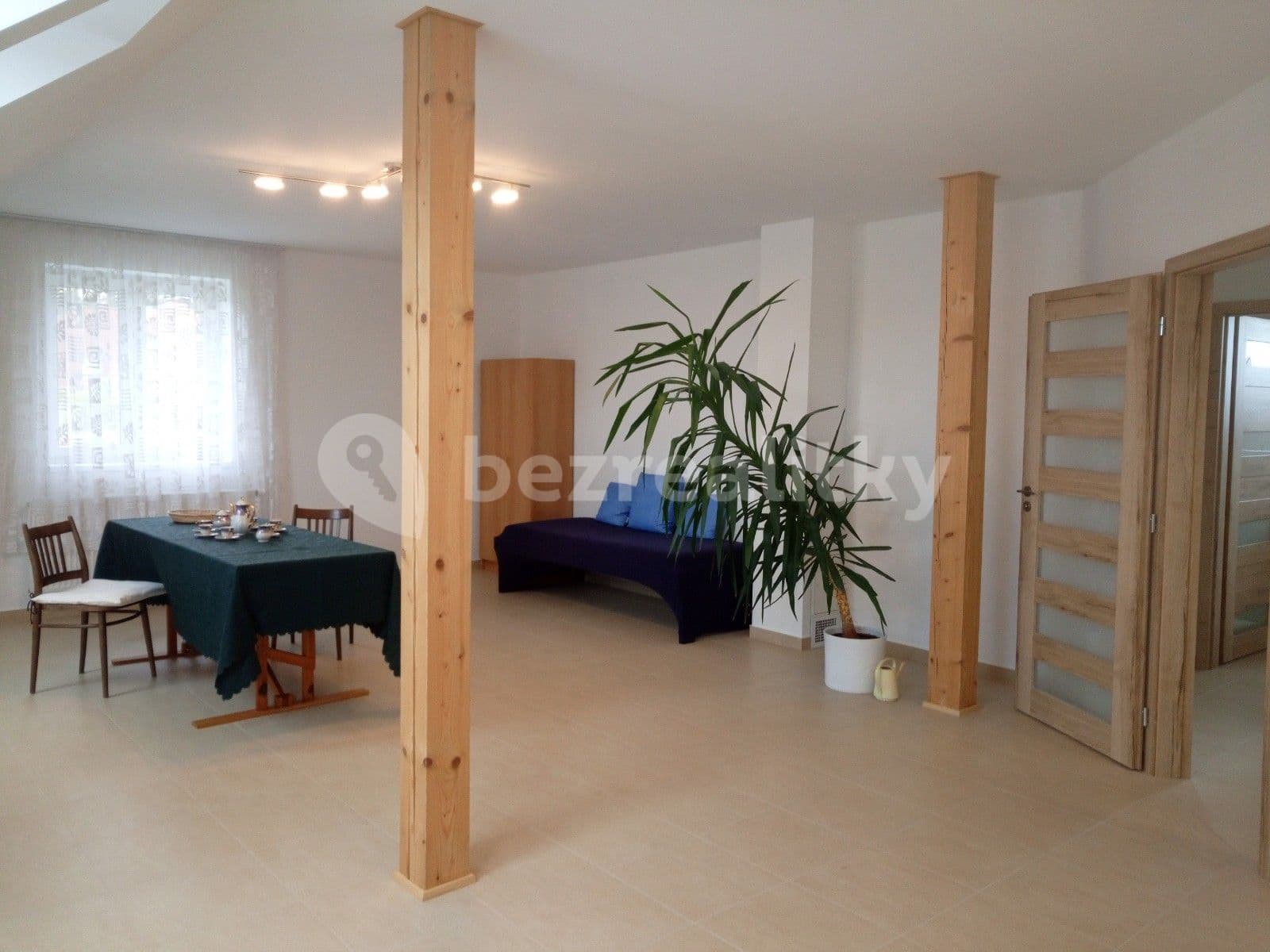 Prenájom bytu 2-izbový 73 m², Zálesí, Úvaly, Středočeský kraj Prenájom bytu 2-izbový 73 m², Zálesí, Úvaly, Středočeský kraj