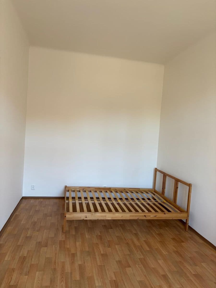 Prenájom bytu 2-izbový 36 m², Boleslavova, Praha, Praha Prenájom bytu 2-izbový 36 m², Boleslavova, Praha, Praha