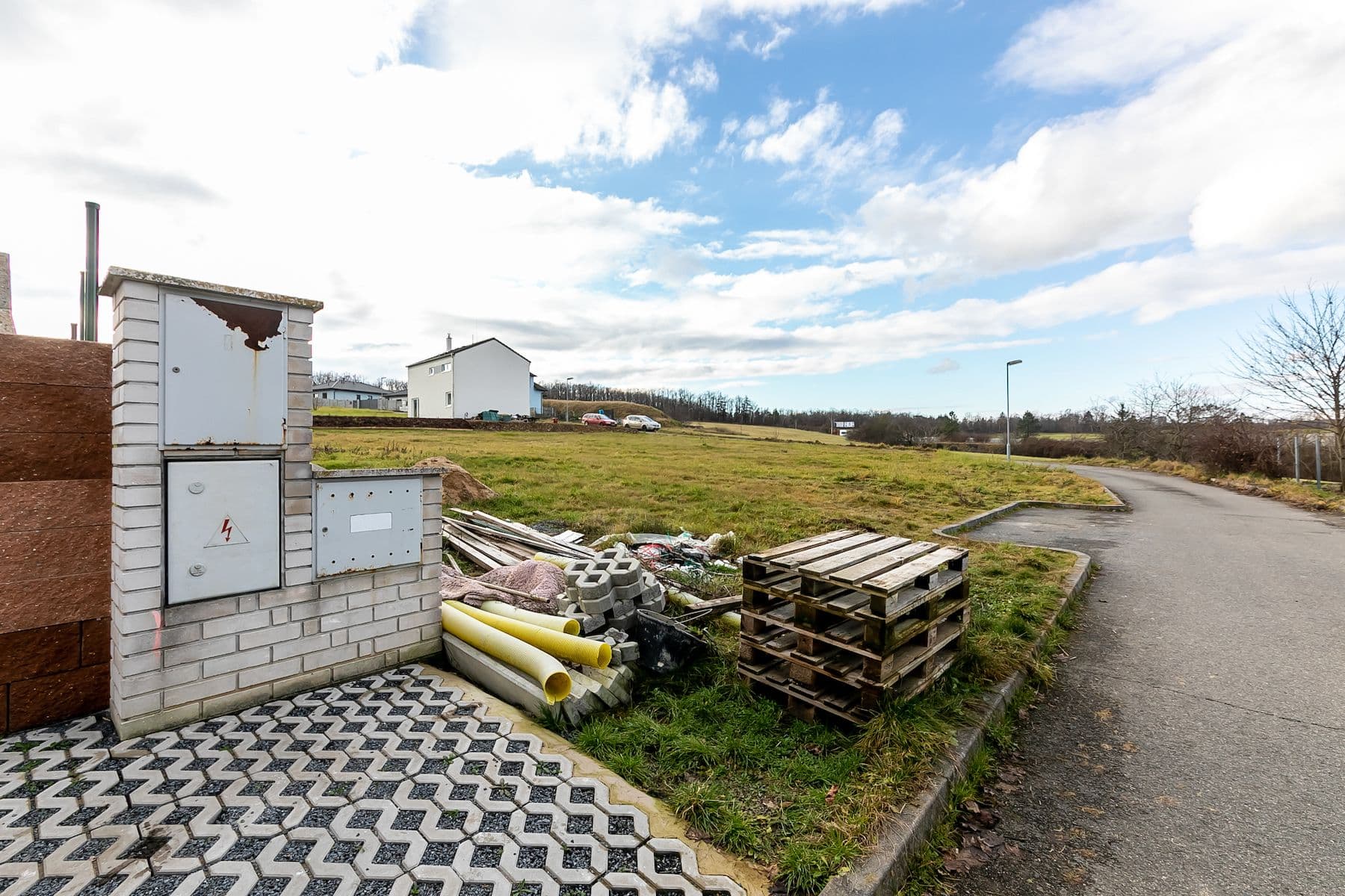 Predaj pozemku 1.097 m², Stará Huť, Stará Huť, Středočeský kraj Predaj pozemku 1.097 m², Stará Huť, Stará Huť, Středočeský kraj