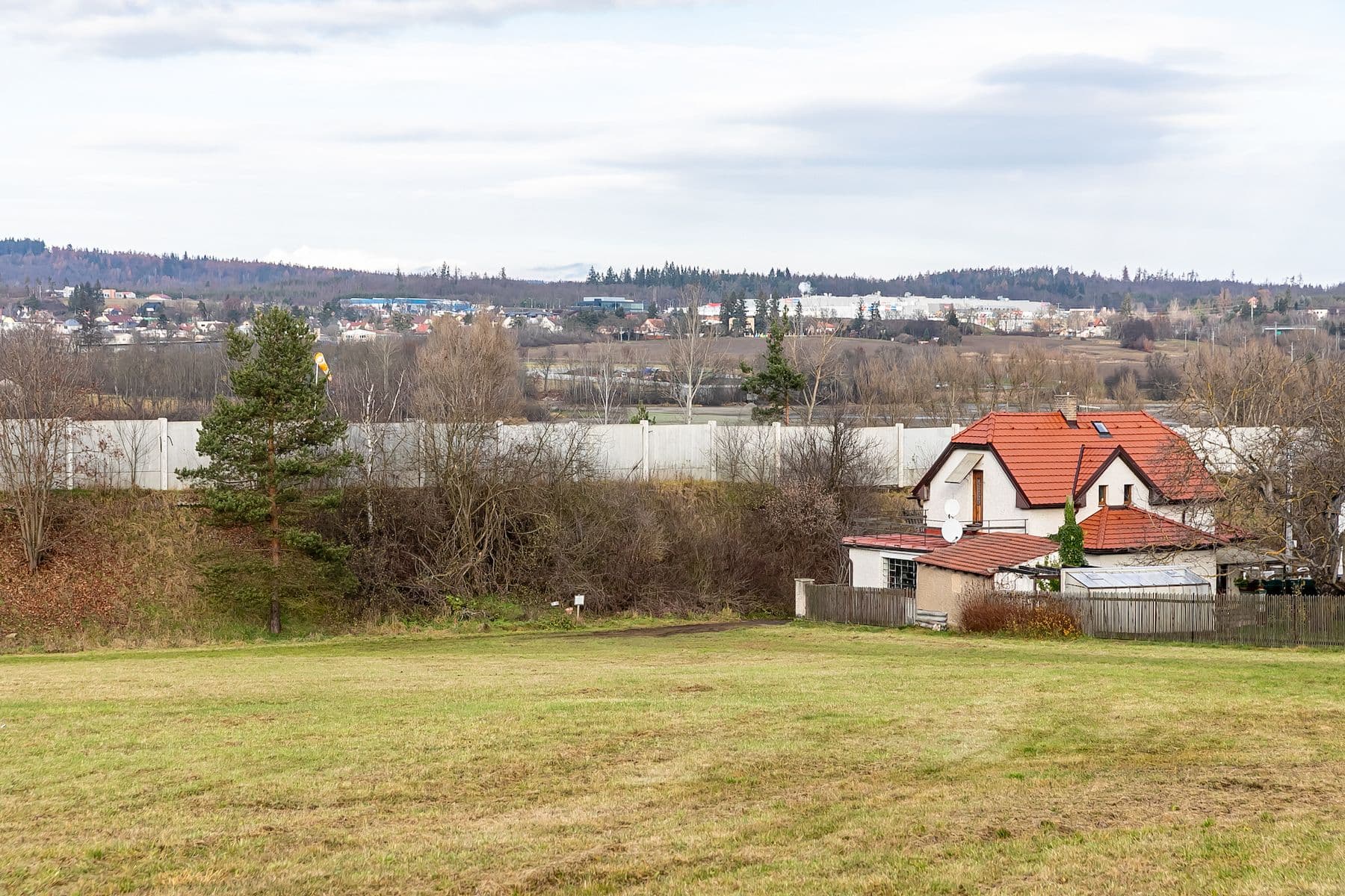 Predaj pozemku 1.097 m², Stará Huť, Stará Huť, Středočeský kraj Predaj pozemku 1.097 m², Stará Huť, Stará Huť, Středočeský kraj