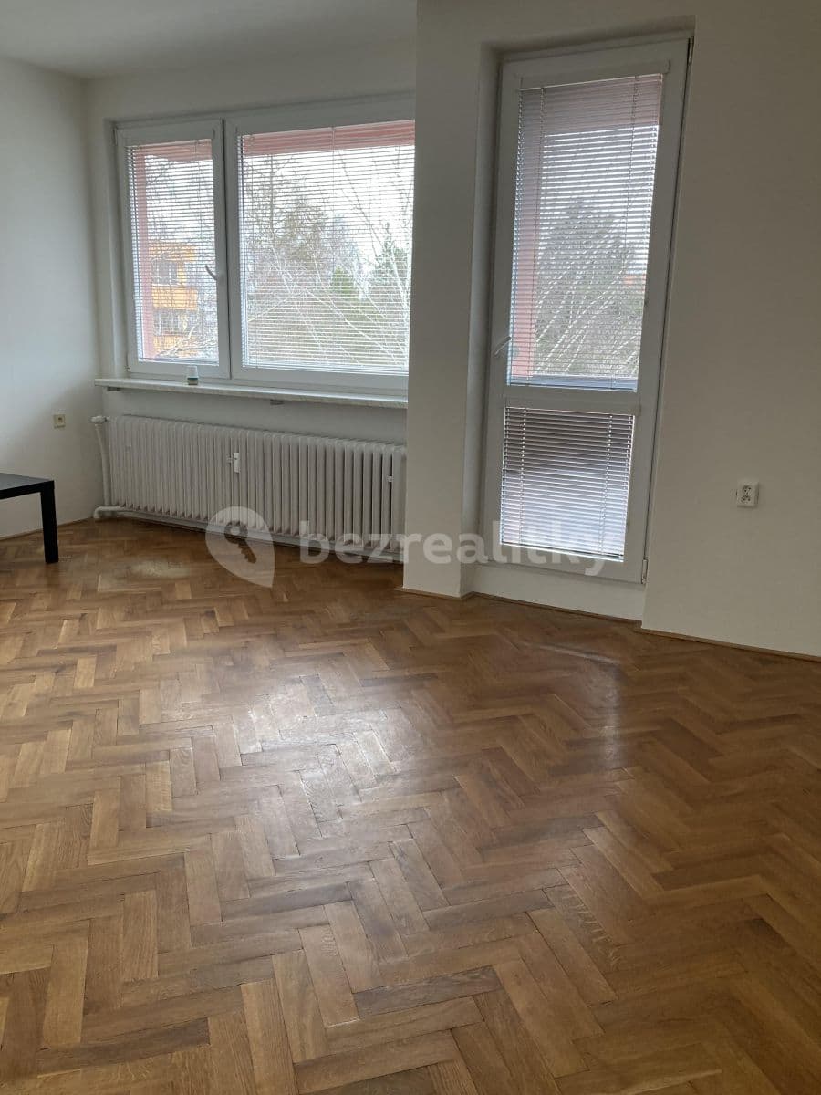 Prenájom bytu 3-izbový 78 m², Otakara Kubína, Boskovice, Jihomoravský kraj Prenájom bytu 3-izbový 78 m², Otakara Kubína, Boskovice, Jihomoravský kraj