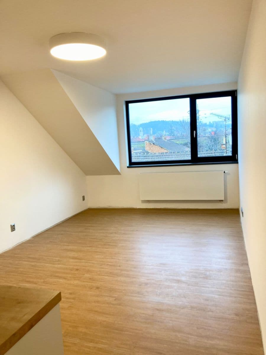 Prenájom bytu 1-izbový 28 m², Brno, Jihomoravský kraj Prenájom bytu 1-izbový 28 m², Brno, Jihomoravský kraj