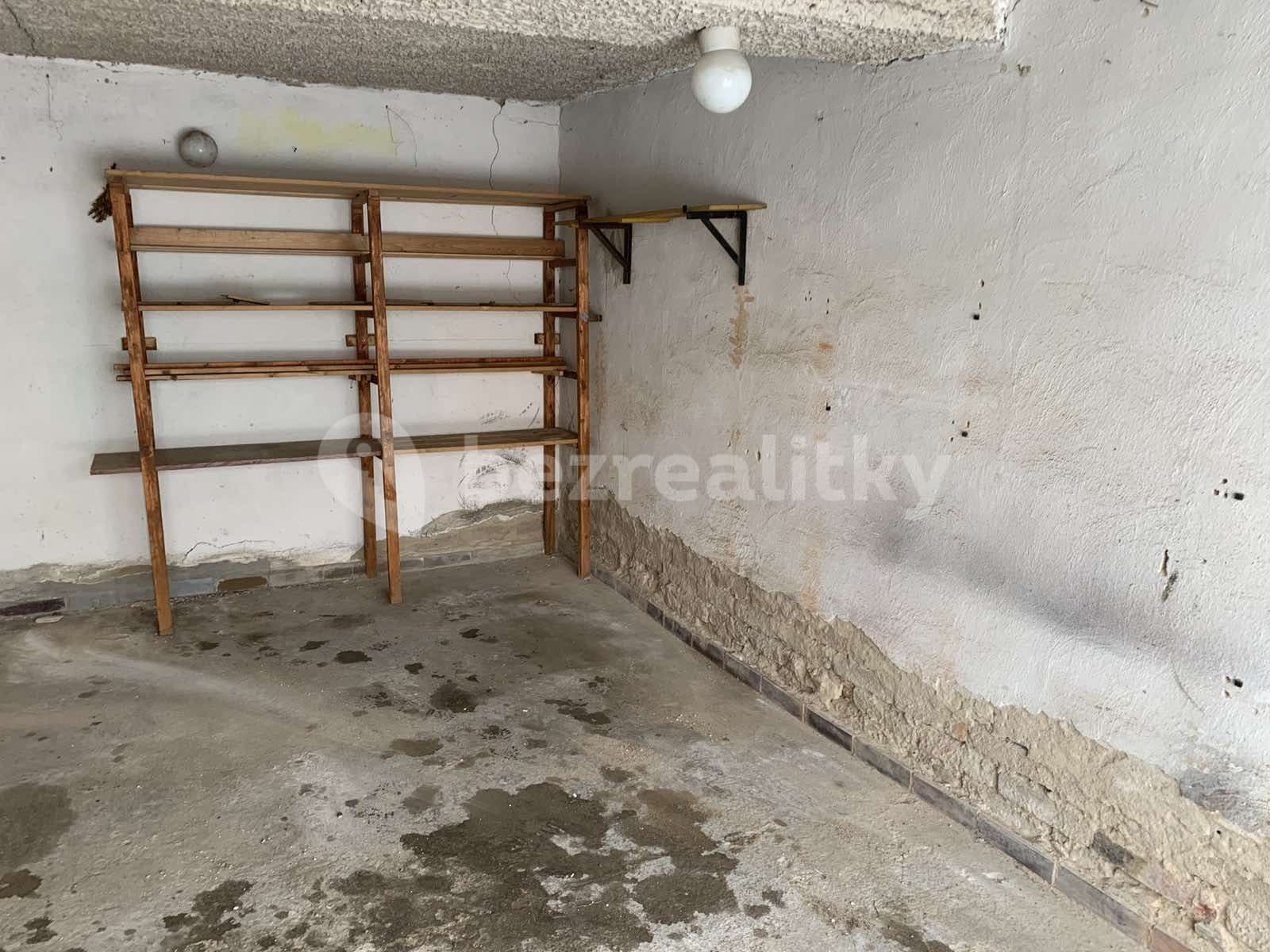 Prenájom garáže 23 m², Moravská, Kroměříž, Zlínský kraj Prenájom garáže 23 m², Moravská, Kroměříž, Zlínský kraj