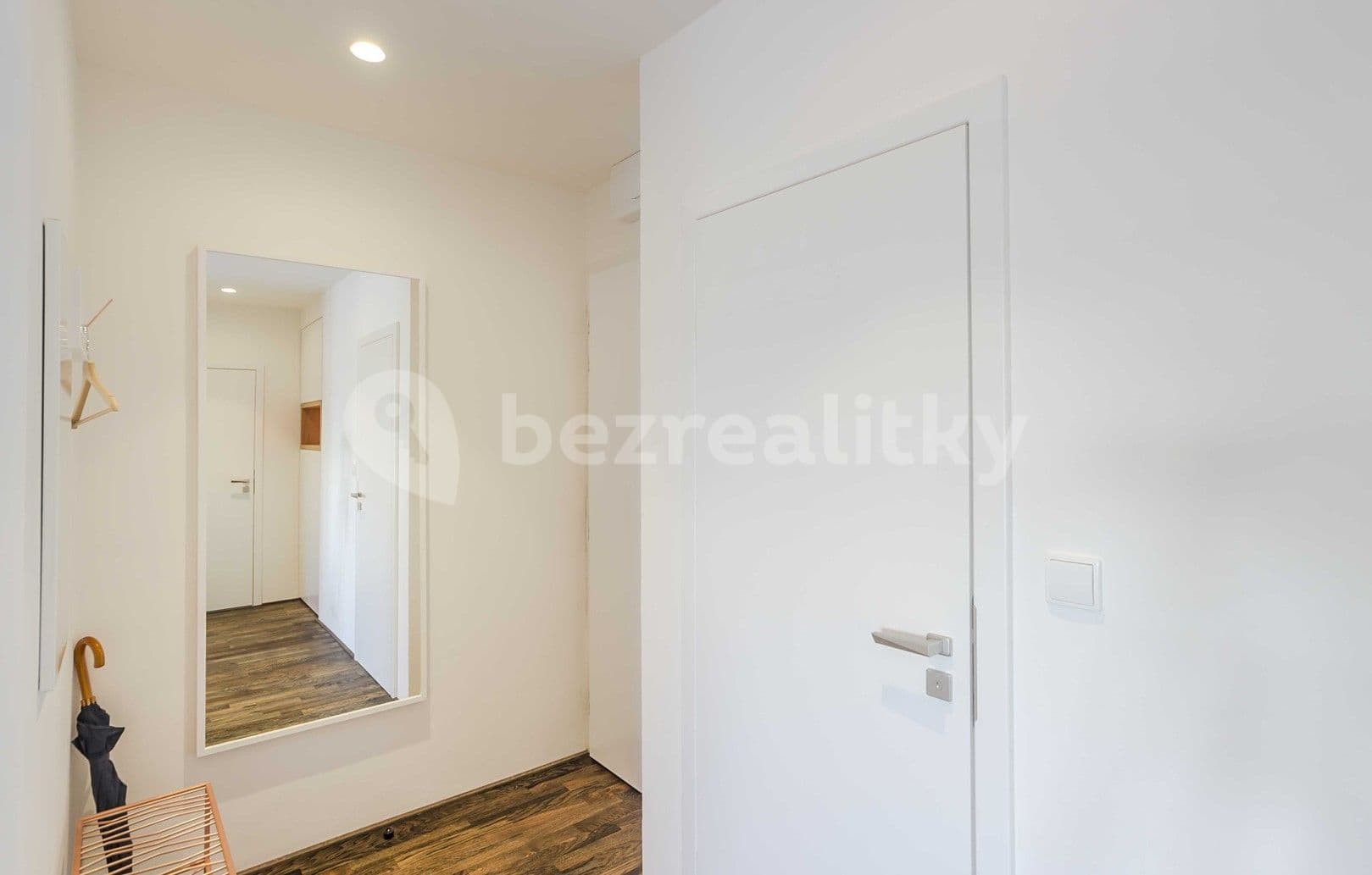 Prenájom bytu 2-izbový 70 m², U Parního mlýna, Praha, Praha Prenájom bytu 2-izbový 70 m², U Parního mlýna, Praha, Praha