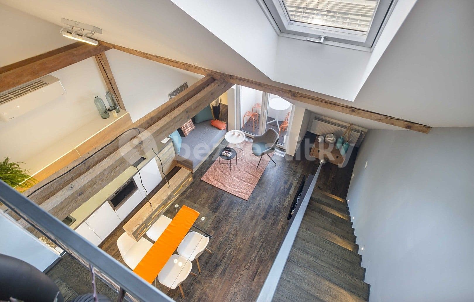 Prenájom bytu 2-izbový 70 m², U Parního mlýna, Praha, Praha Prenájom bytu 2-izbový 70 m², U Parního mlýna, Praha, Praha