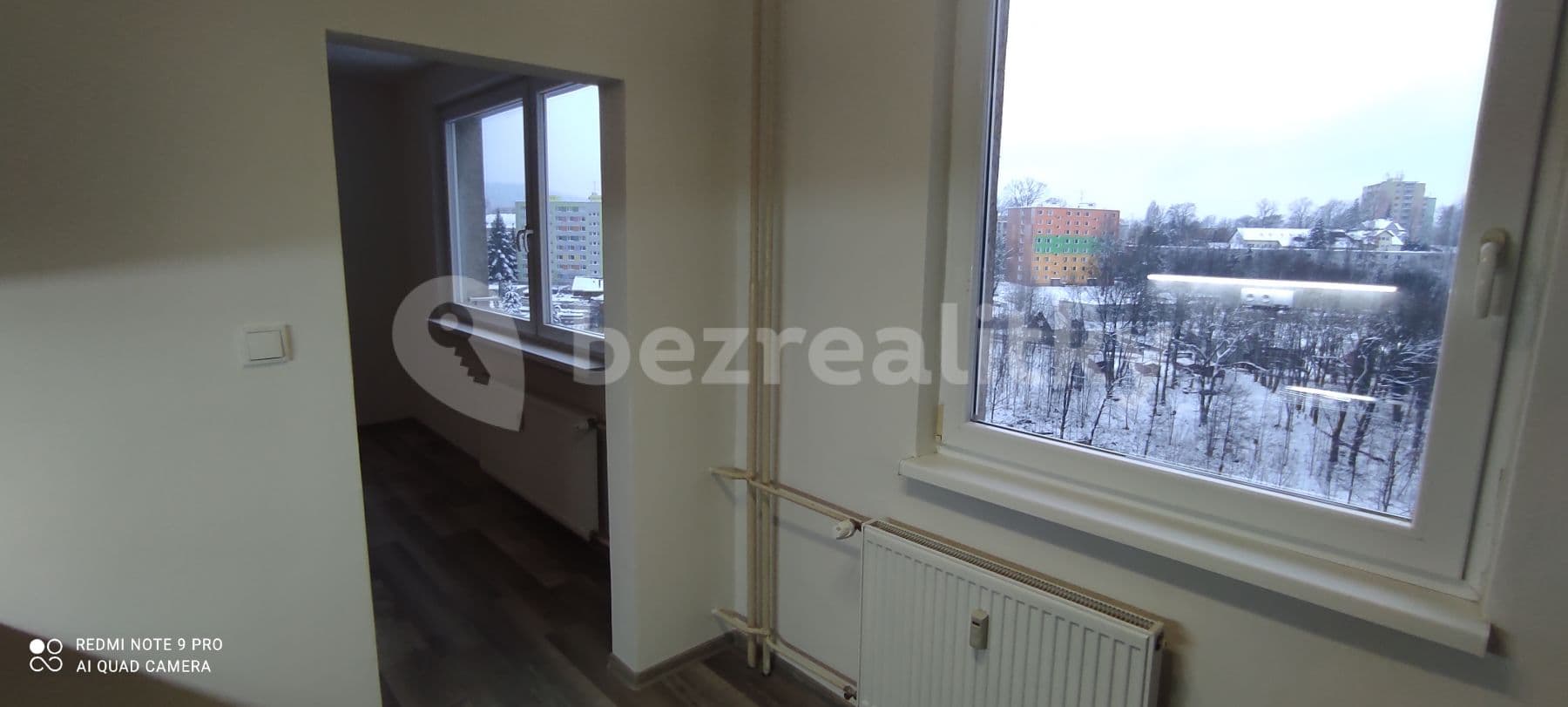 Prenájom bytu 1-izbový 40 m², Na Vršku, Jablonec nad Nisou, Liberecký kraj Prenájom bytu 1-izbový 40 m², Na Vršku, Jablonec nad Nisou, Liberecký kraj