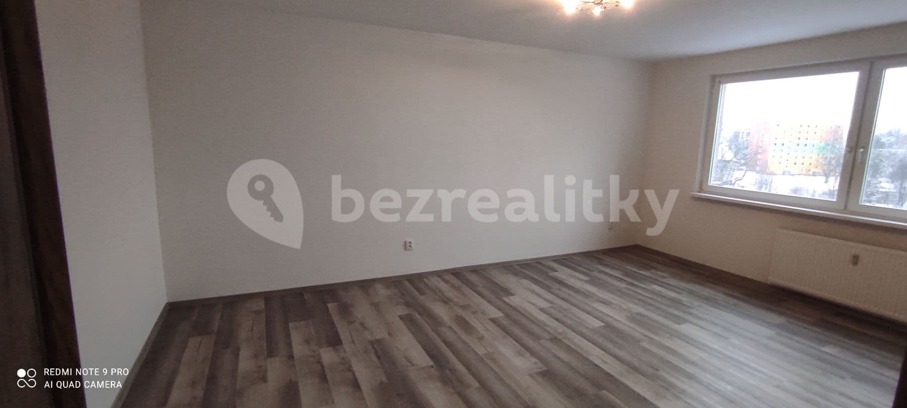 Prenájom bytu 1-izbový 40 m², Na Vršku, Jablonec nad Nisou, Liberecký kraj Prenájom bytu 1-izbový 40 m², Na Vršku, Jablonec nad Nisou, Liberecký kraj