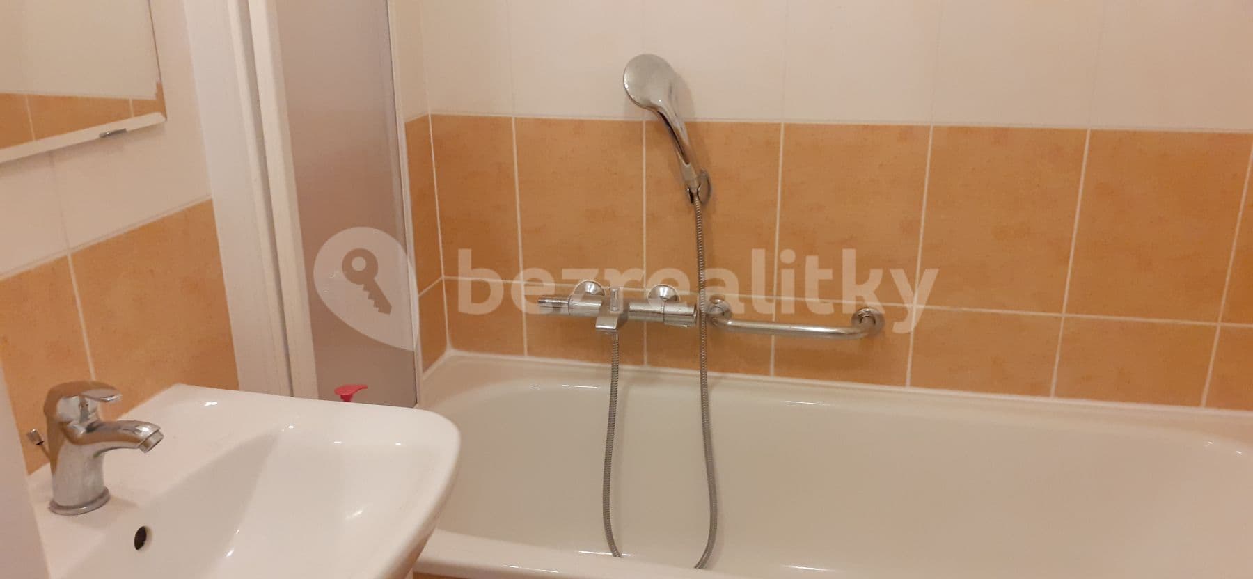 Prenájom bytu 4-izbový 105 m², Na Balkáně, Praha, Praha Prenájom bytu 4-izbový 105 m², Na Balkáně, Praha, Praha