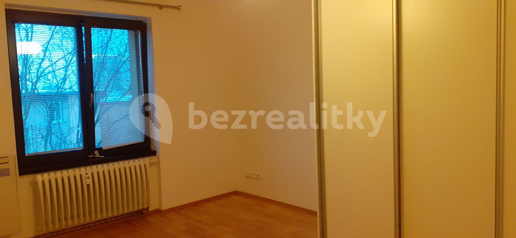 Prenájom bytu 4-izbový 105 m², Na Balkáně, Praha, Praha Prenájom bytu 4-izbový 105 m², Na Balkáně, Praha, Praha
