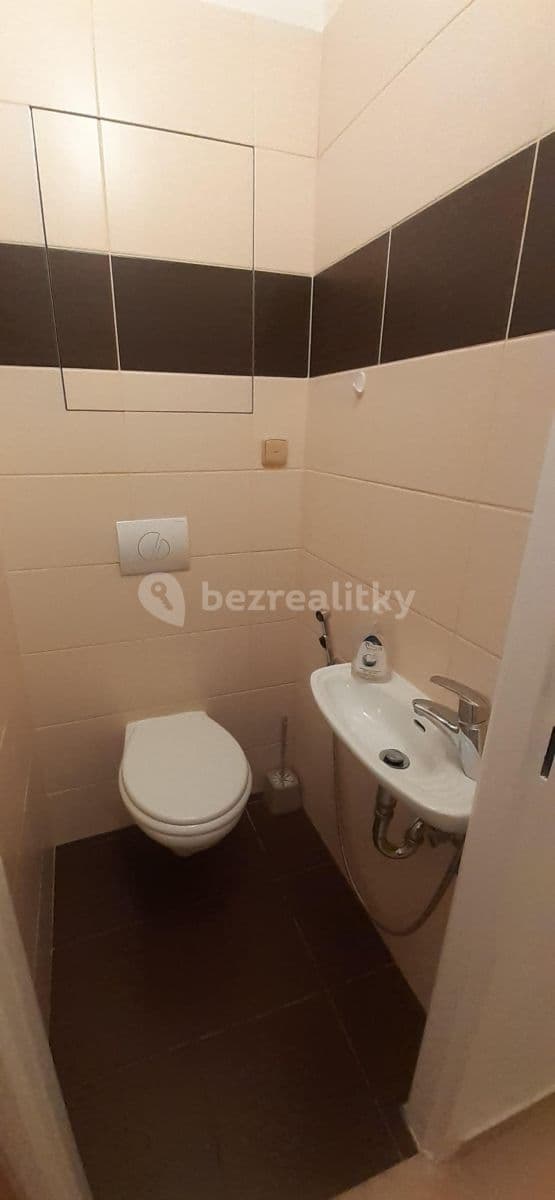 Prenájom bytu 4-izbový 105 m², Na Balkáně, Praha, Praha Prenájom bytu 4-izbový 105 m², Na Balkáně, Praha, Praha