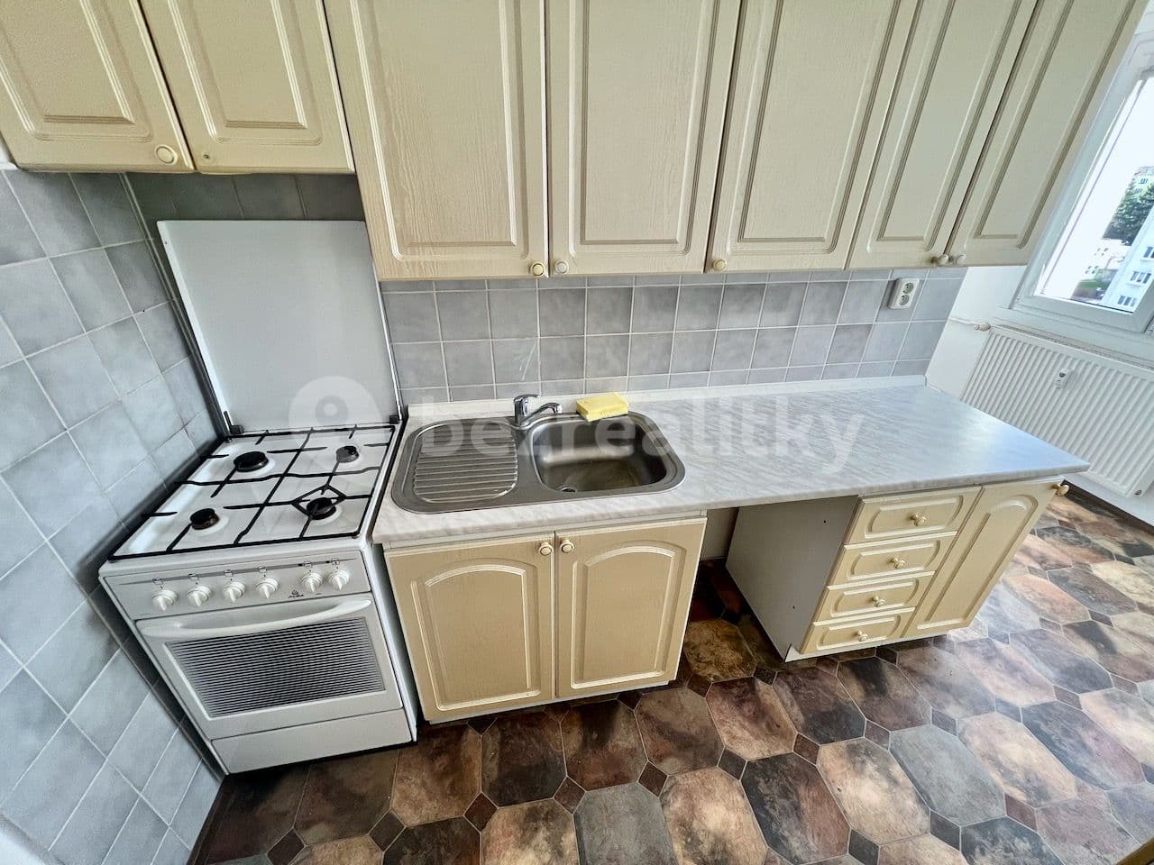 Prenájom bytu 2-izbový 61 m², Partyzánská, Plzeň, Plzeňský kraj Prenájom bytu 2-izbový 61 m², Partyzánská, Plzeň, Plzeňský kraj