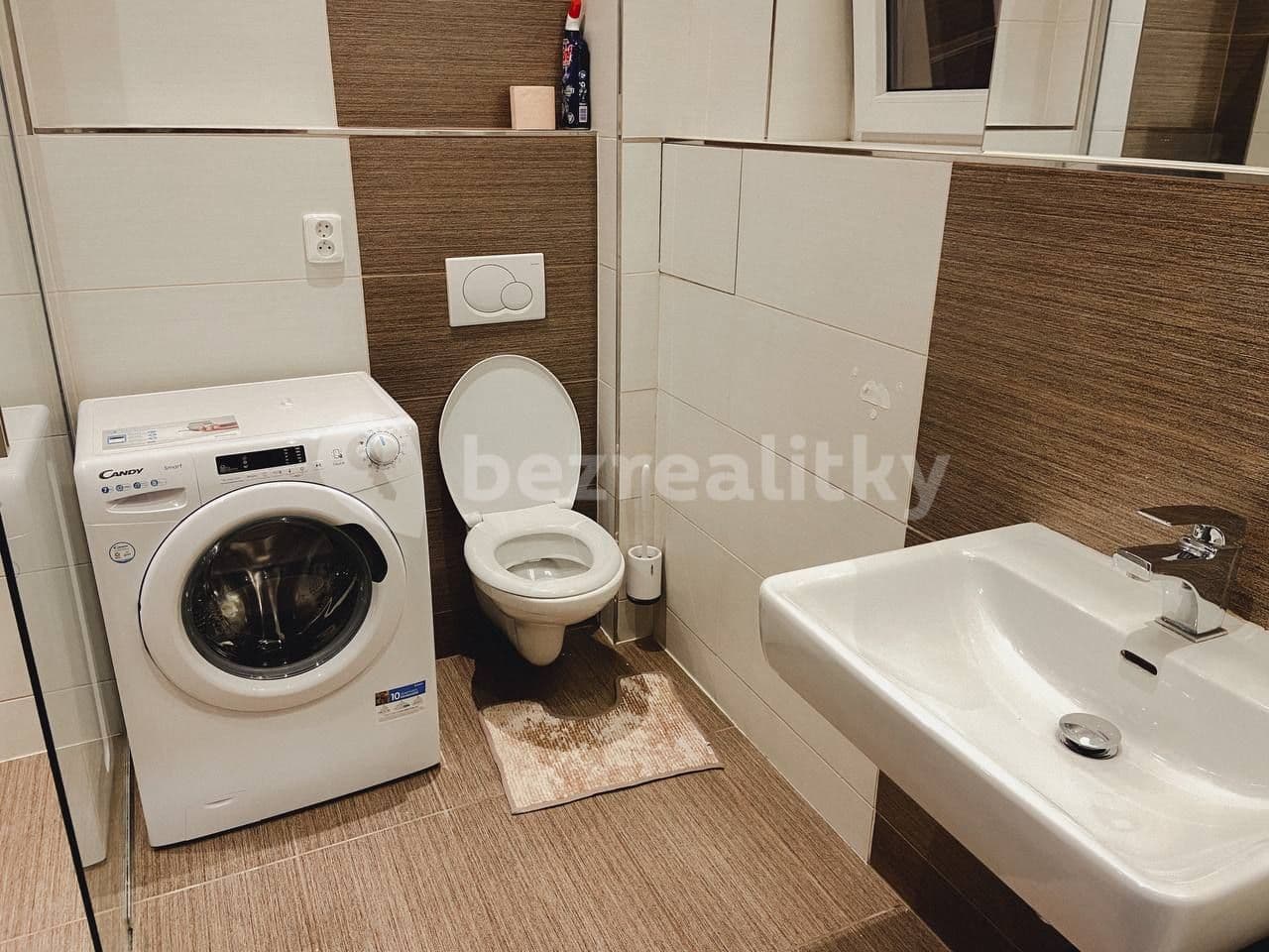 Prenájom bytu 2-izbový 50 m², Viklefova, Praha, Praha Prenájom bytu 2-izbový 50 m², Viklefova, Praha, Praha