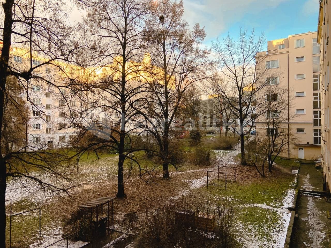 Prenájom bytu 2-izbový 50 m², Viklefova, Praha, Praha Prenájom bytu 2-izbový 50 m², Viklefova, Praha, Praha