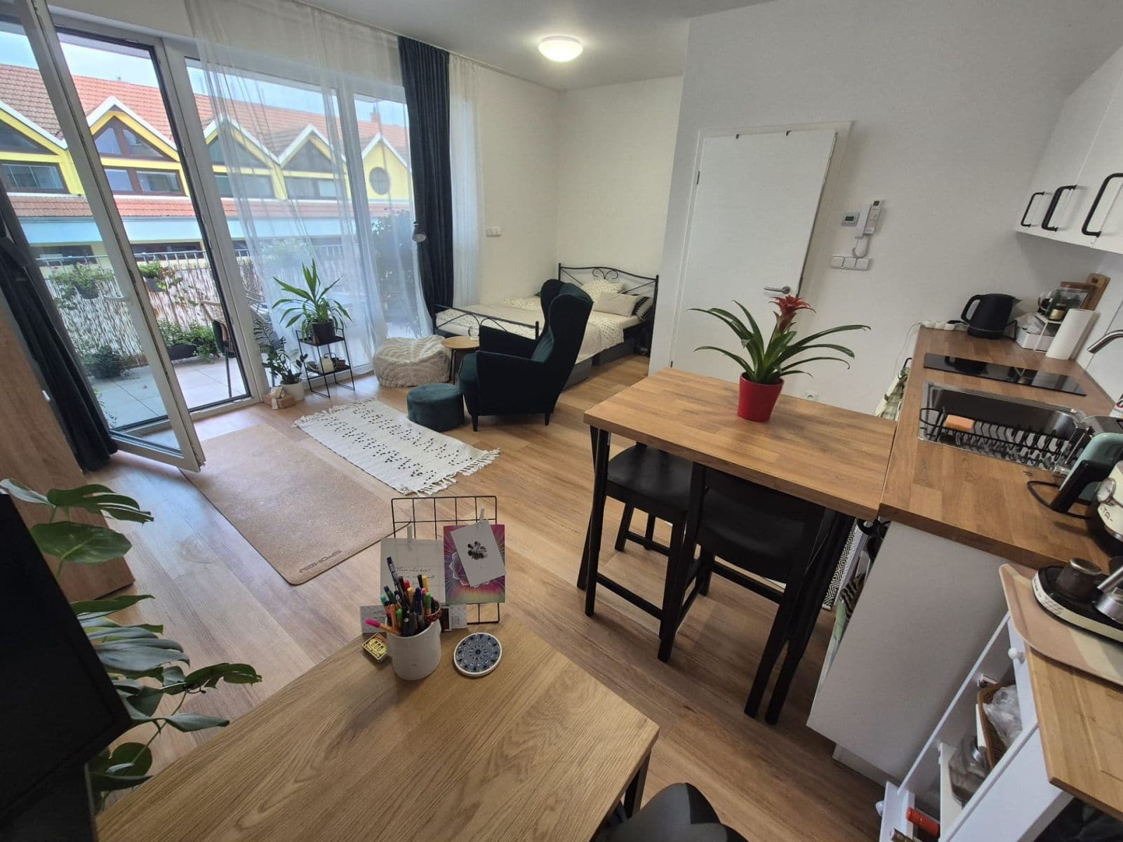 Prenájom bytu 1-izbový 40 m², Horova, Brno, Jihomoravský kraj Prenájom bytu 1-izbový 40 m², Horova, Brno, Jihomoravský kraj