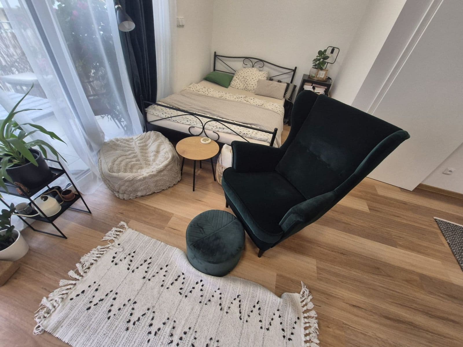 Prenájom bytu 1-izbový 40 m², Horova, Brno, Jihomoravský kraj Prenájom bytu 1-izbový 40 m², Horova, Brno, Jihomoravský kraj