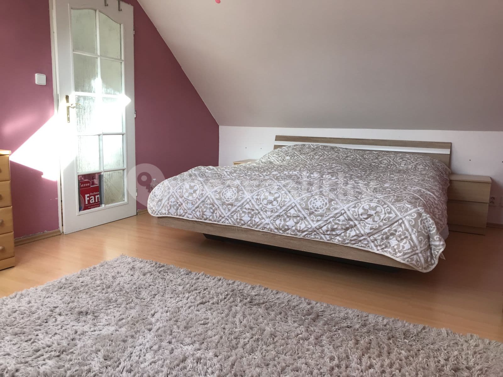 Prenájom bytu 3-izbový 80 m², Patejdlova, Kladno, Středočeský kraj Prenájom bytu 3-izbový 80 m², Patejdlova, Kladno, Středočeský kraj