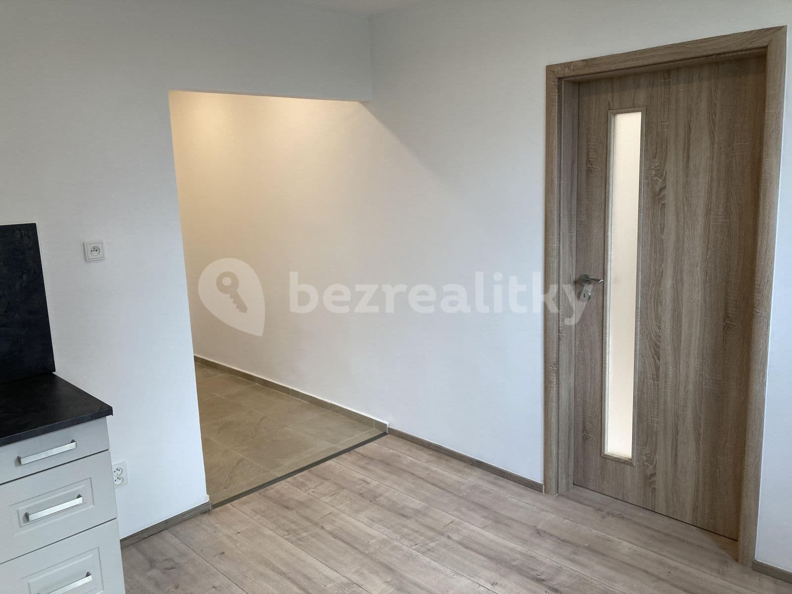 Prenájom bytu 1-izbový 34 m², Vysoká, Středočeský kraj Prenájom bytu 1-izbový 34 m², Vysoká, Středočeský kraj