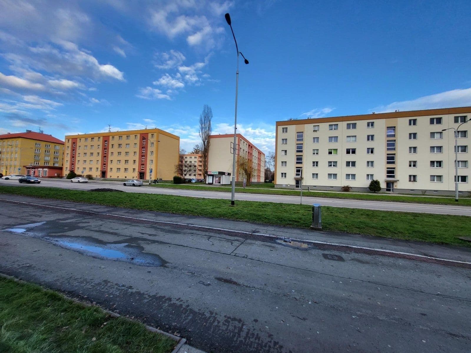 Prenájom bytu 2-izbový 54 m², tř. Osvobození, Karviná, Moravskoslezský kraj Prenájom bytu 2-izbový 54 m², tř. Osvobození, Karviná, Moravskoslezský kraj