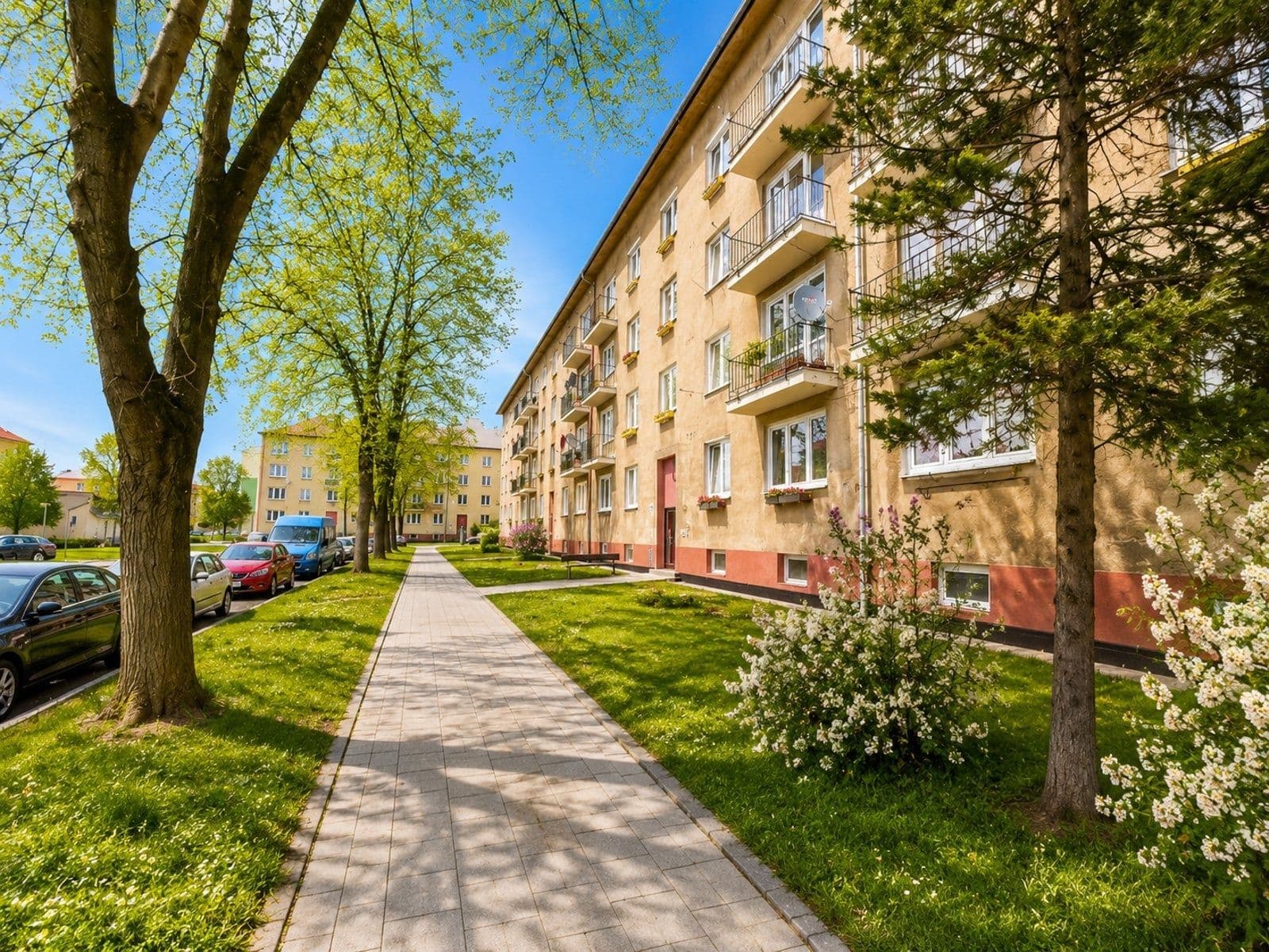 Prenájom bytu 2-izbový 50 m², Holubova, Karviná, Moravskoslezský kraj Prenájom bytu 2-izbový 50 m², Holubova, Karviná, Moravskoslezský kraj