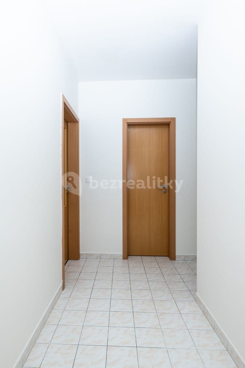 Prenájom bytu 2-izbový 71 m², Boloňská, Praha, Praha Prenájom bytu 2-izbový 71 m², Boloňská, Praha, Praha
