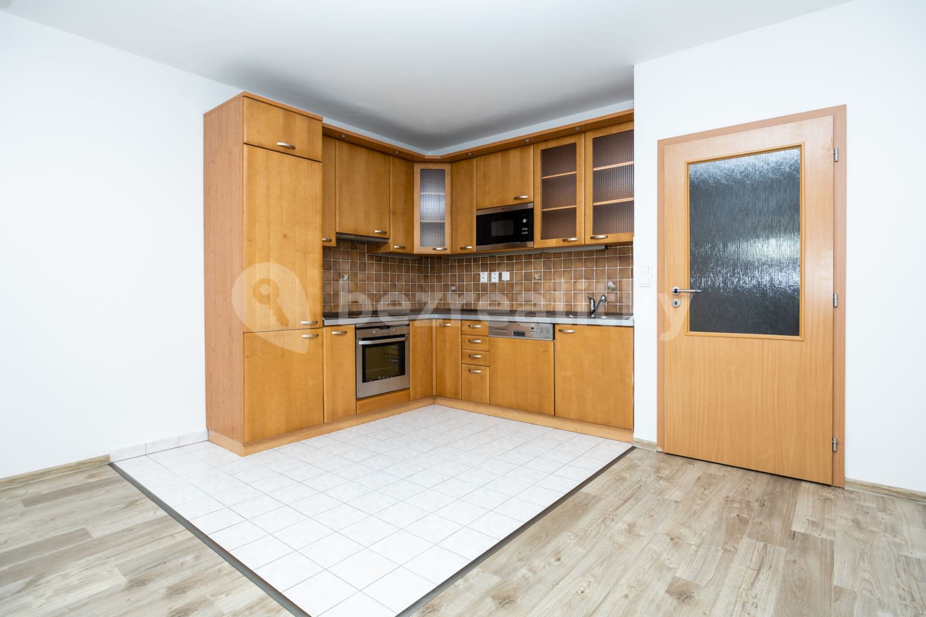 Prenájom bytu 2-izbový 71 m², Boloňská, Praha, Praha Prenájom bytu 2-izbový 71 m², Boloňská, Praha, Praha