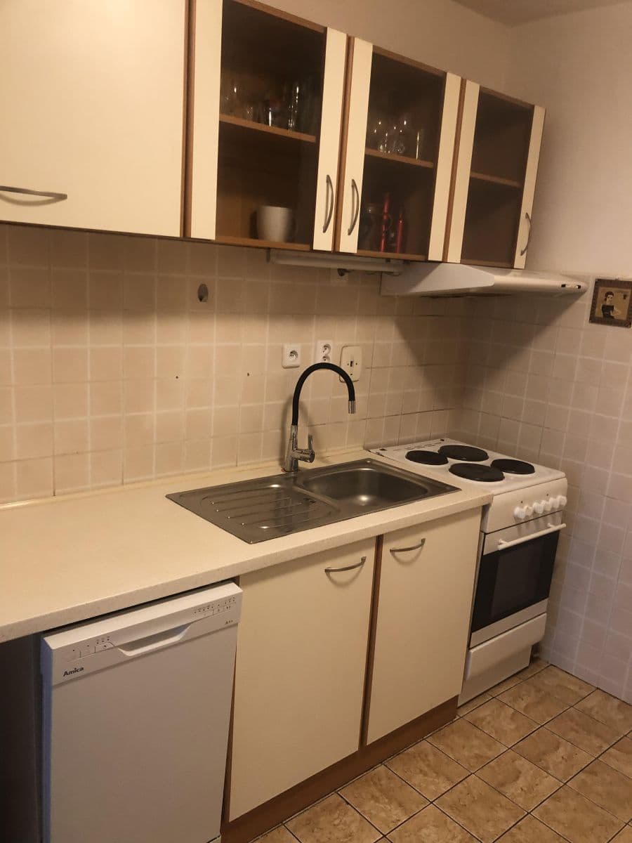 Prenájom bytu 2-izbový 50 m², Vodnická, Praha, Praha Prenájom bytu 2-izbový 50 m², Vodnická, Praha, Praha