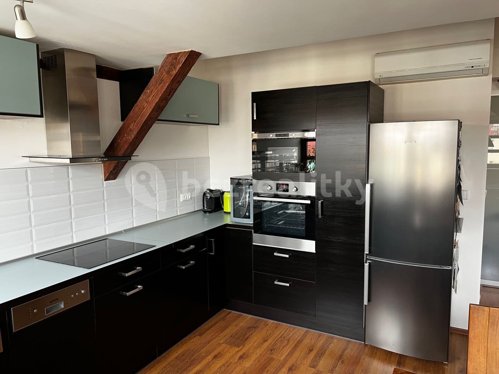 Prenájom bytu 3-izbový 80 m², Kovářská, Praha, Praha Prenájom bytu 3-izbový 80 m², Kovářská, Praha, Praha