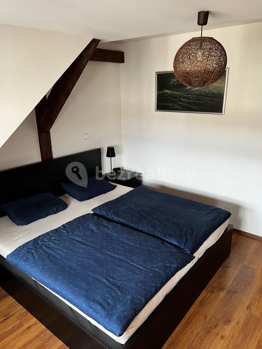 Prenájom bytu 3-izbový 80 m², Kovářská, Praha, Praha Prenájom bytu 3-izbový 80 m², Kovářská, Praha, Praha