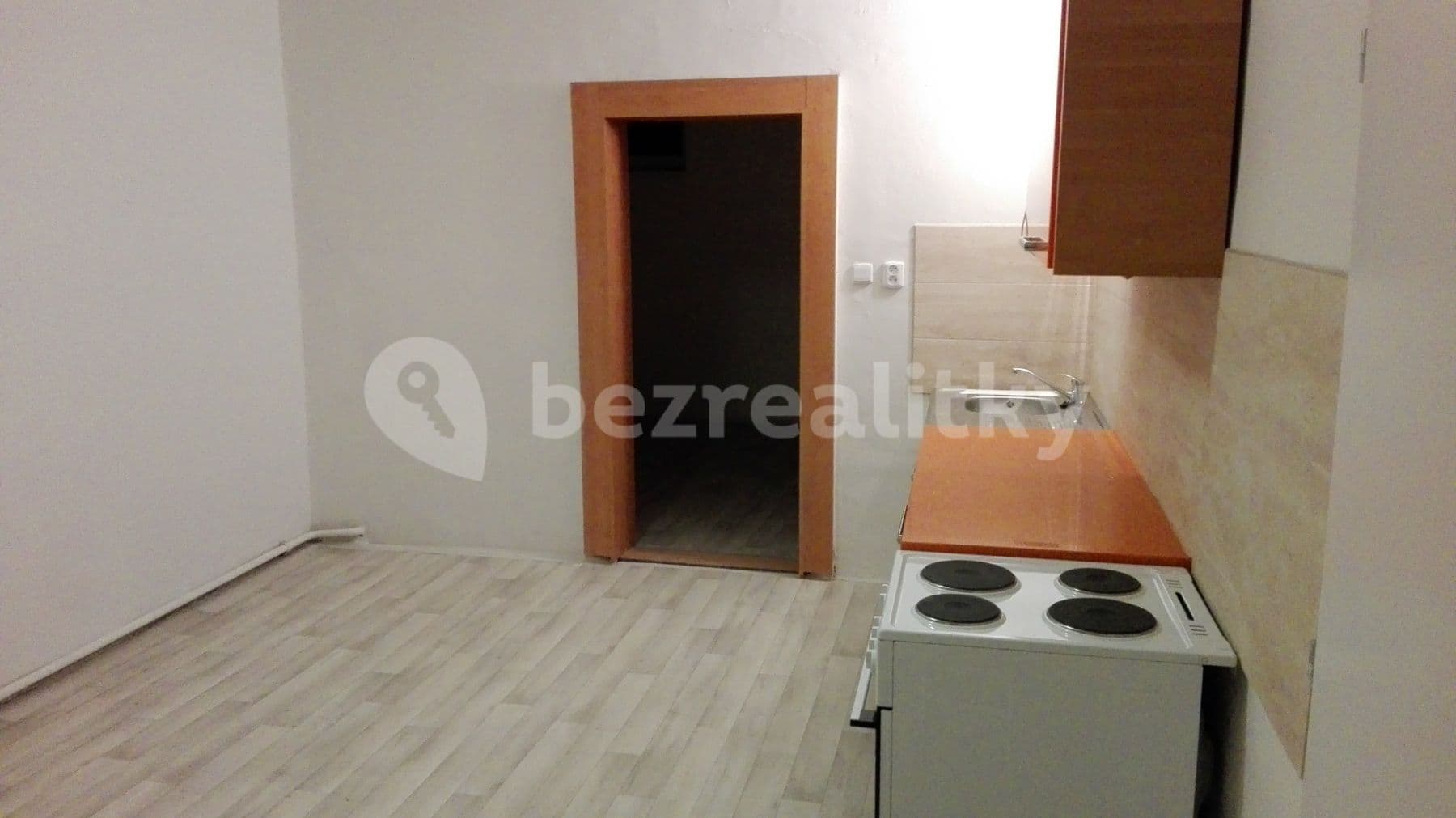 Prenájom bytu 2-izbový 38 m², Táborská, Brno, Jihomoravský kraj Prenájom bytu 2-izbový 38 m², Táborská, Brno, Jihomoravský kraj