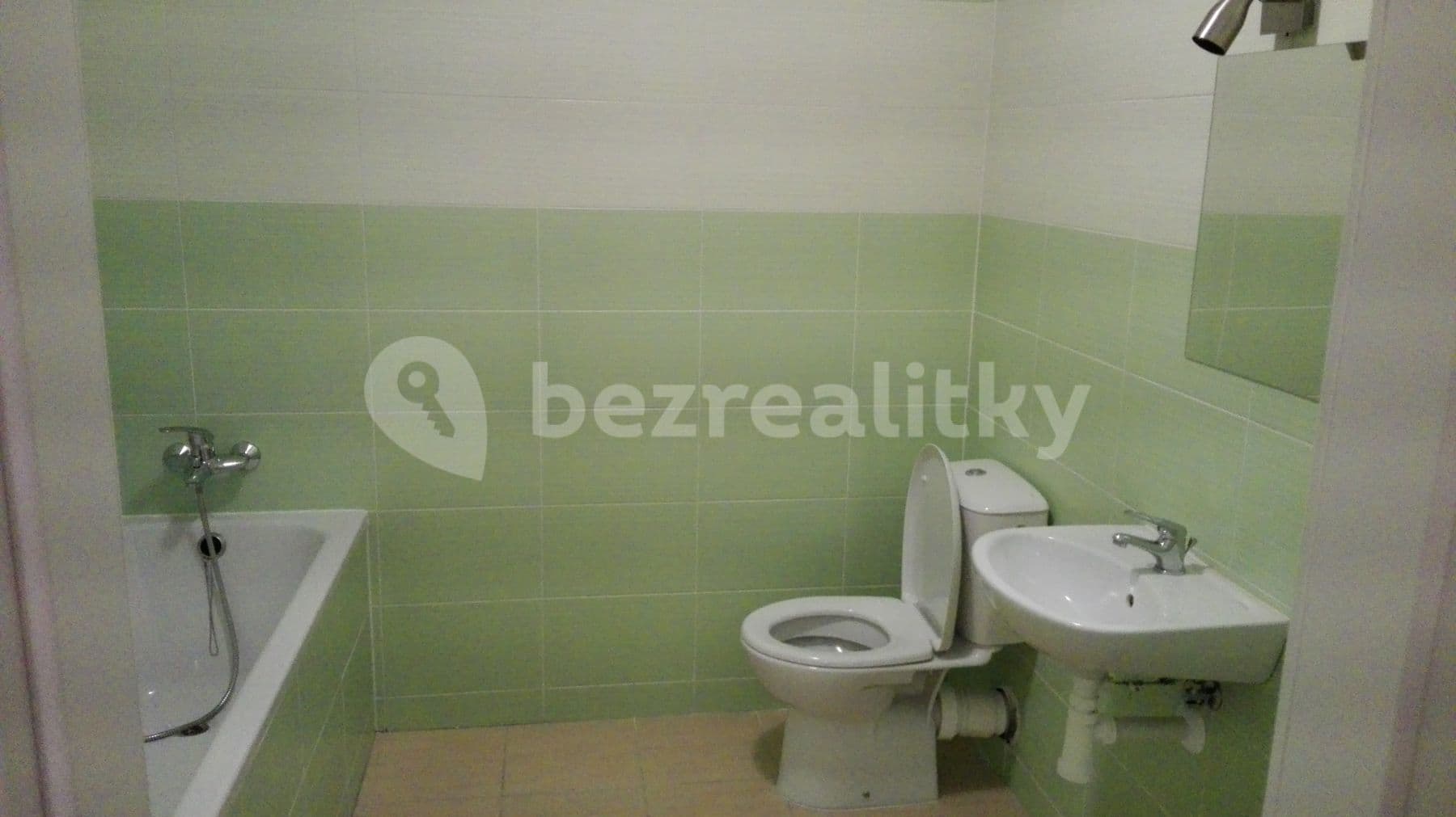 Prenájom bytu 2-izbový 38 m², Táborská, Brno, Jihomoravský kraj Prenájom bytu 2-izbový 38 m², Táborská, Brno, Jihomoravský kraj