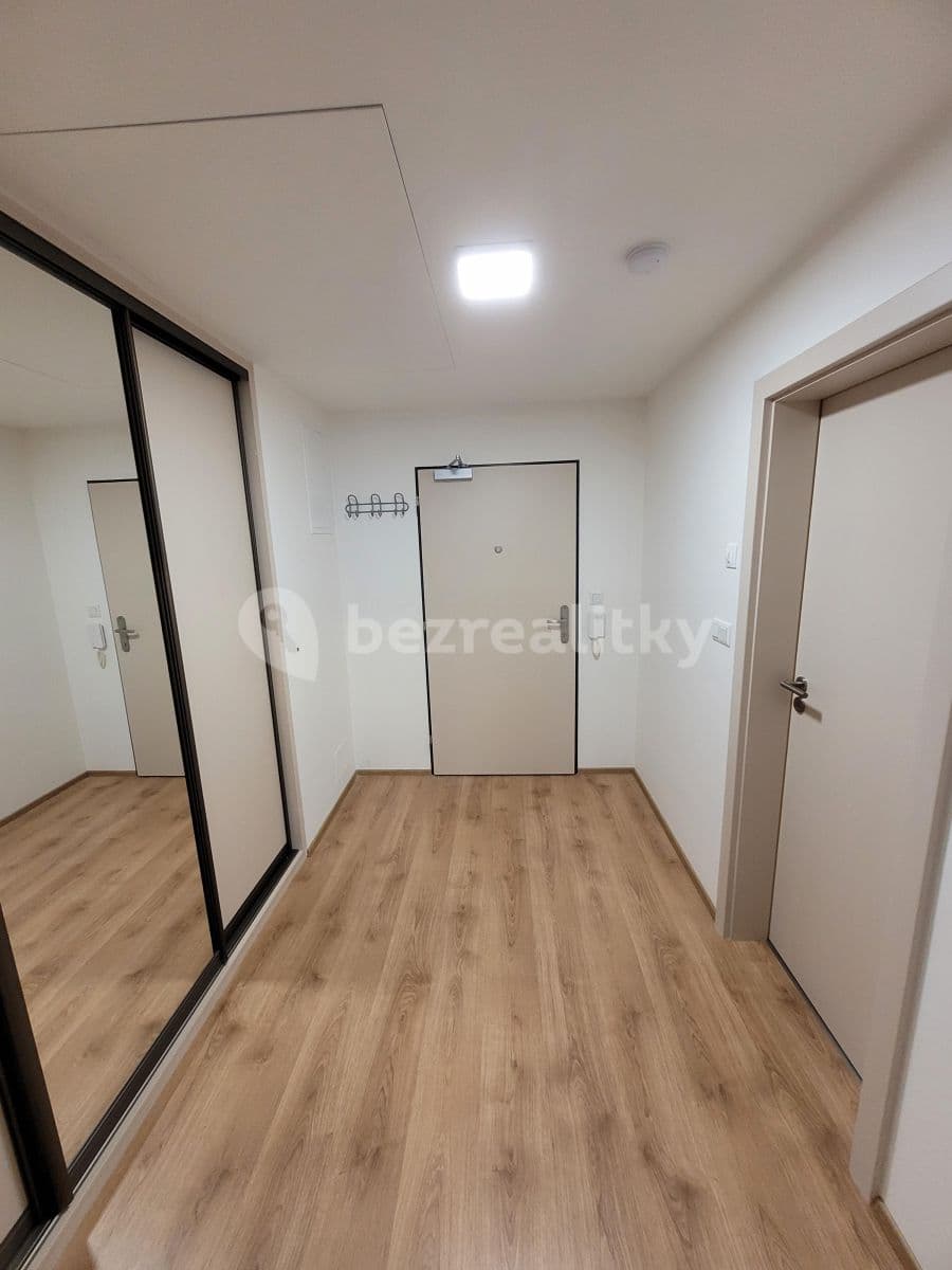 Prenájom bytu 1-izbový 43 m², Čerpadlová, Praha, Praha Prenájom bytu 1-izbový 43 m², Čerpadlová, Praha, Praha
