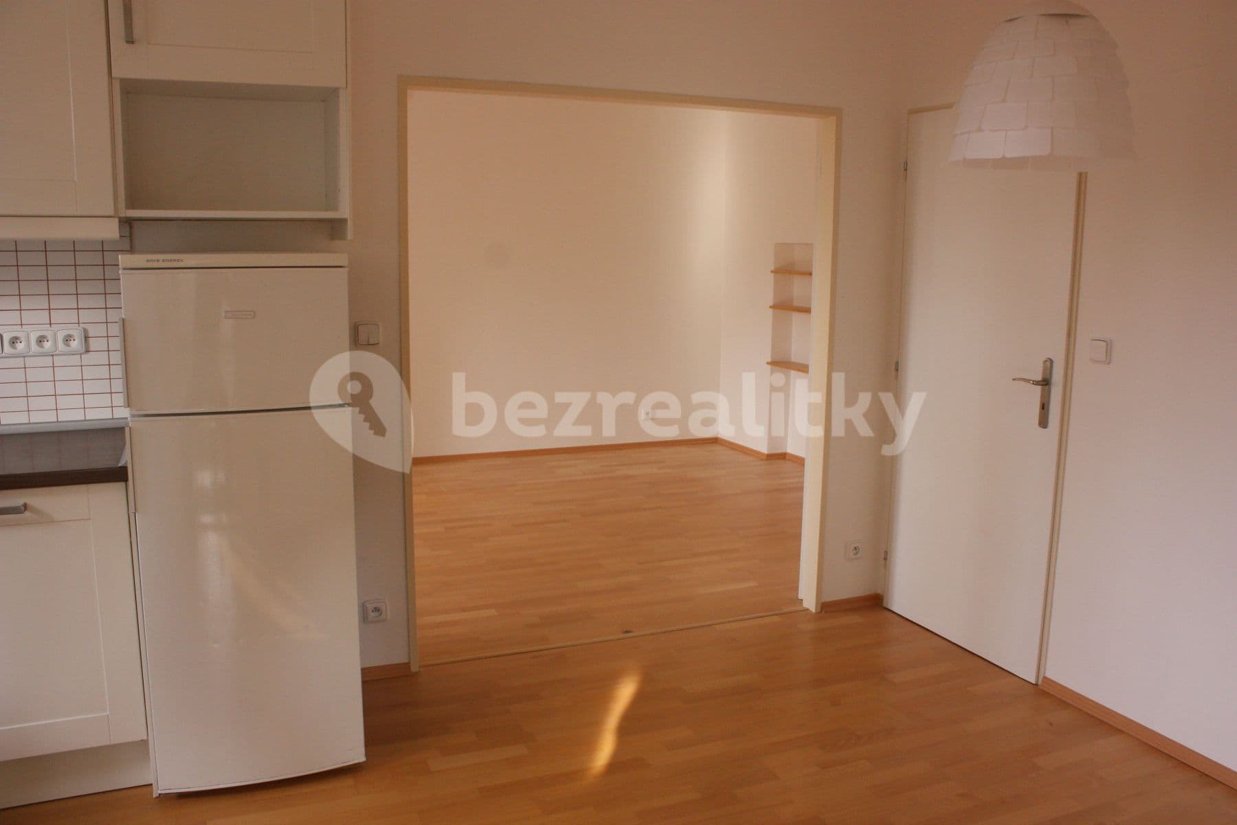 Prenájom bytu 2-izbový 66 m², U Lesíka, Praha, Praha Prenájom bytu 2-izbový 66 m², U Lesíka, Praha, Praha