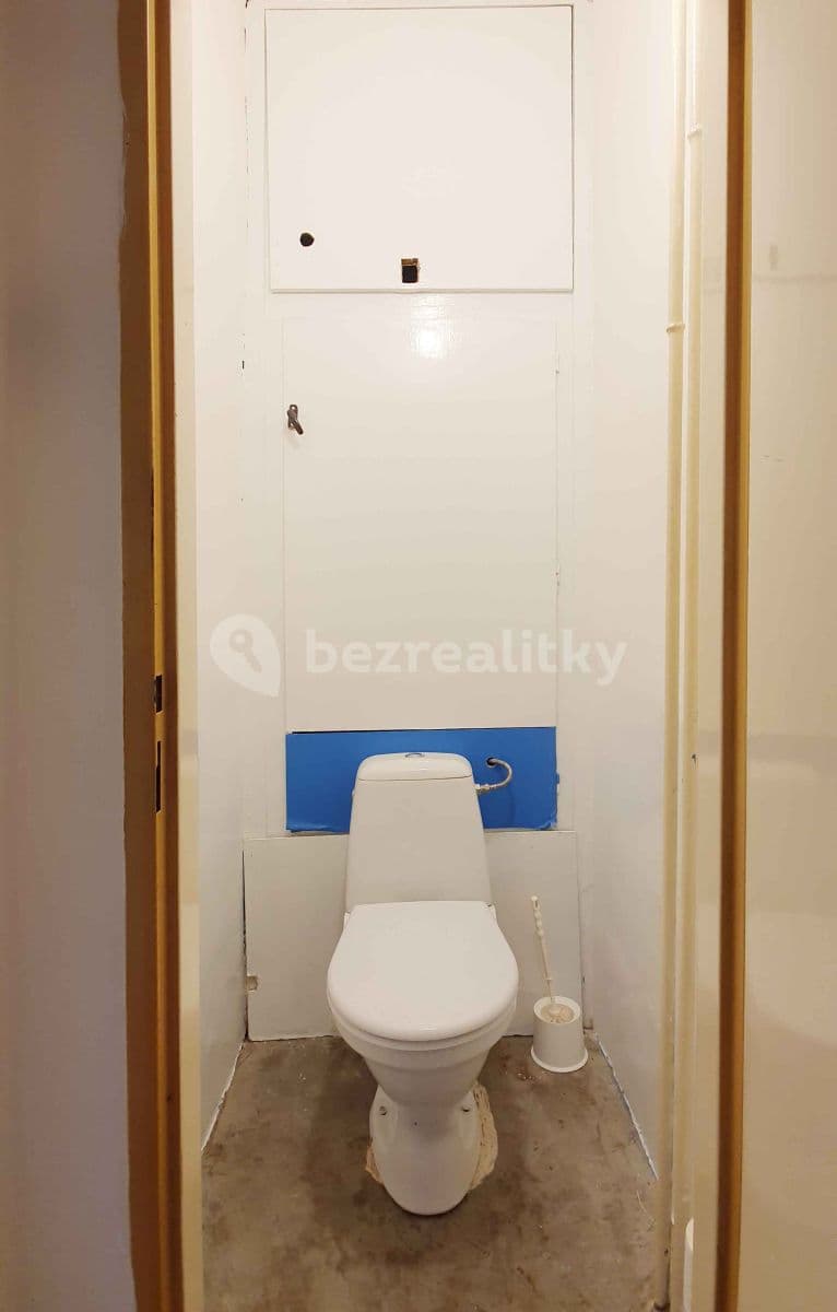 Prenájom bytu Garsoniéra 20 m², Pod Lipami, Praha, Praha Prenájom bytu Garsoniéra 20 m², Pod Lipami, Praha, Praha